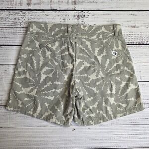 The North‎ Face Ridgeside Printed Shorts Silt Grey Beavertail Womens 8 Long